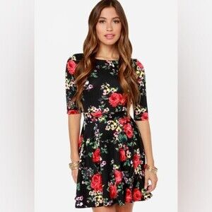 Lulus Just a Twirl Black Floral Print Dress Size XS